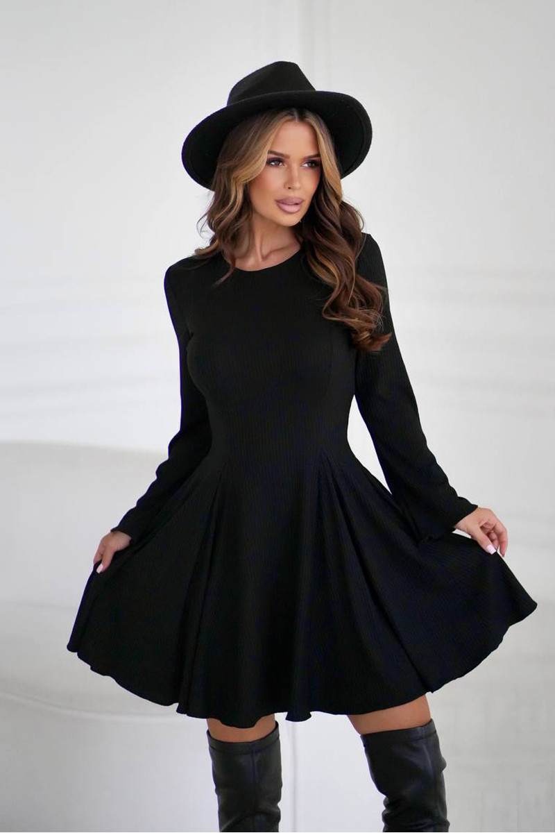 СТИЛЬНА СУКНЯ В РУБЧИК З ДОРОГИМ РУКАВОМ ТА РОЗКЛЬОШЕНОЮ СПІДНИЦЕЮ 7561