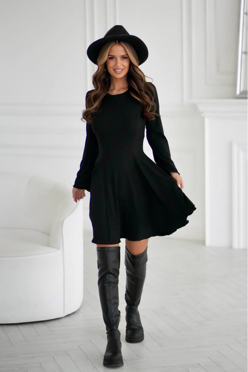 СТИЛЬНА СУКНЯ В РУБЧИК З ДОРОГИМ РУКАВОМ ТА РОЗКЛЬОШЕНОЮ СПІДНИЦЕЮ 7561